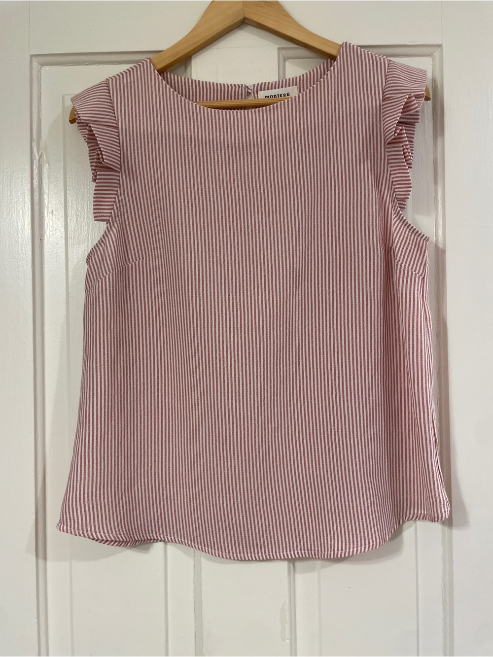 Monteau Striped Ruffle Sleeve Blouse Red White Sleeveless Top EUC Size L